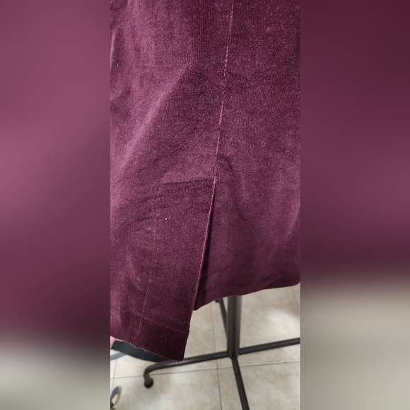 Lady Hathaway Corduroy wine blazer - Picture 7 of 10
